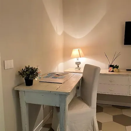 Sh Suites Apartment