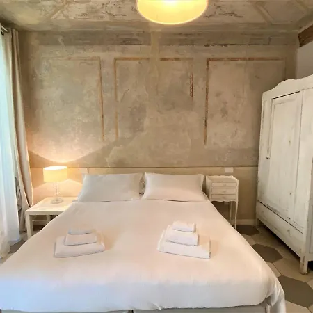 Sh Suites Apartment Iseo